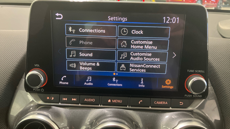 Nissan Juke 1.0 DiG-T 114 Acenta 5dr Petrol Hatchback